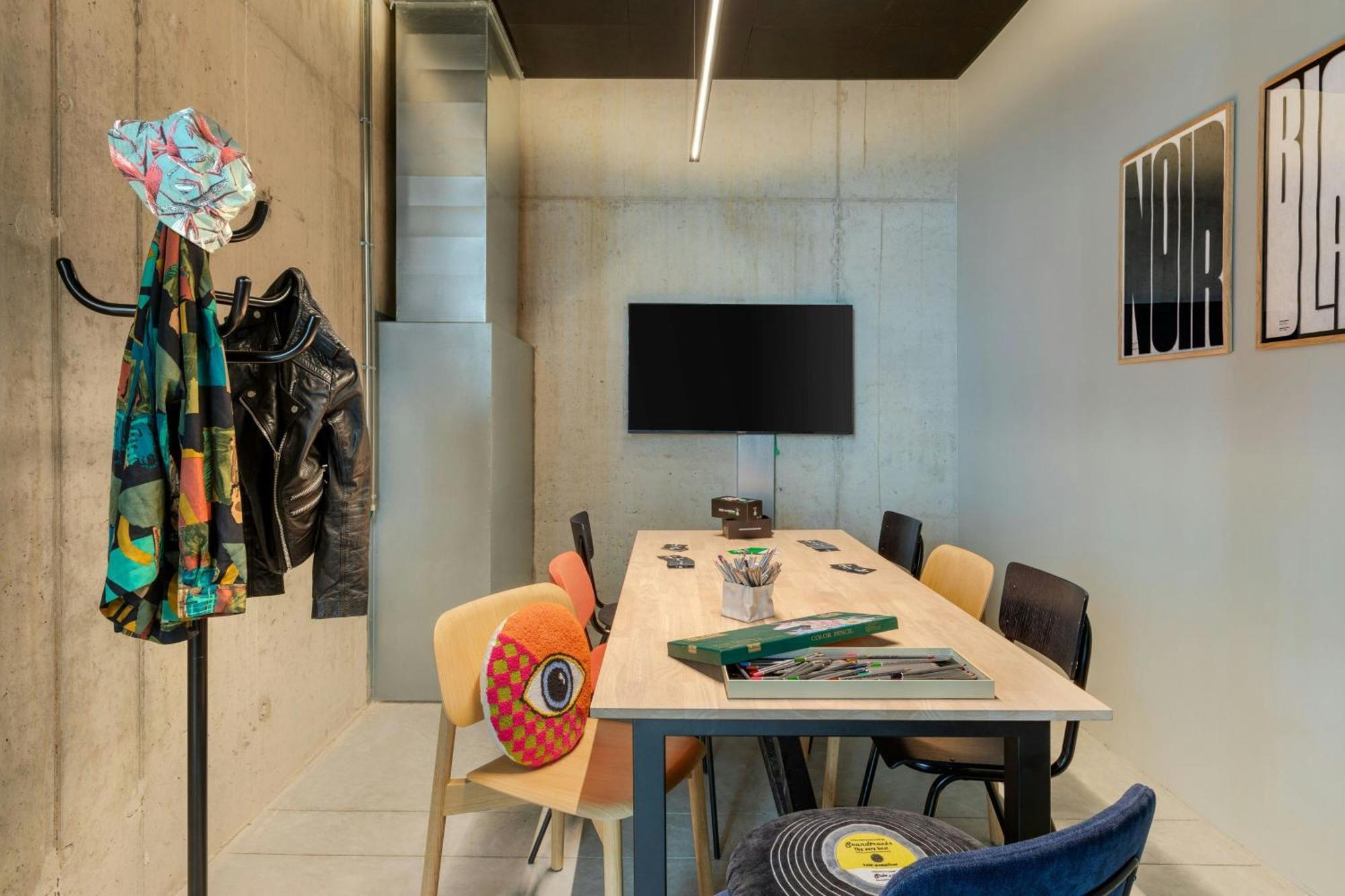 Moxy Antwerp Hotel Exterior foto
