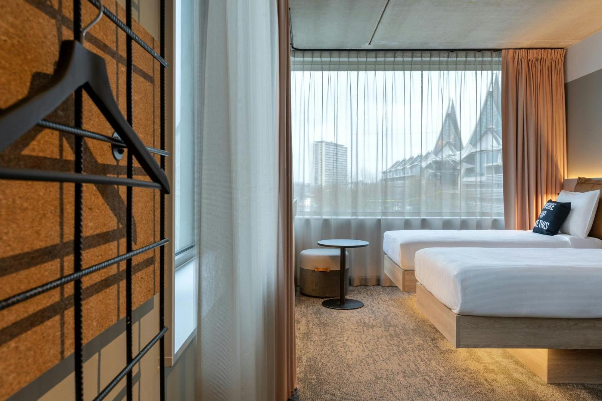 Moxy Antwerp Hotel Exterior foto